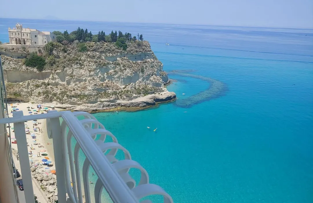 Domus Centro Tropea-1