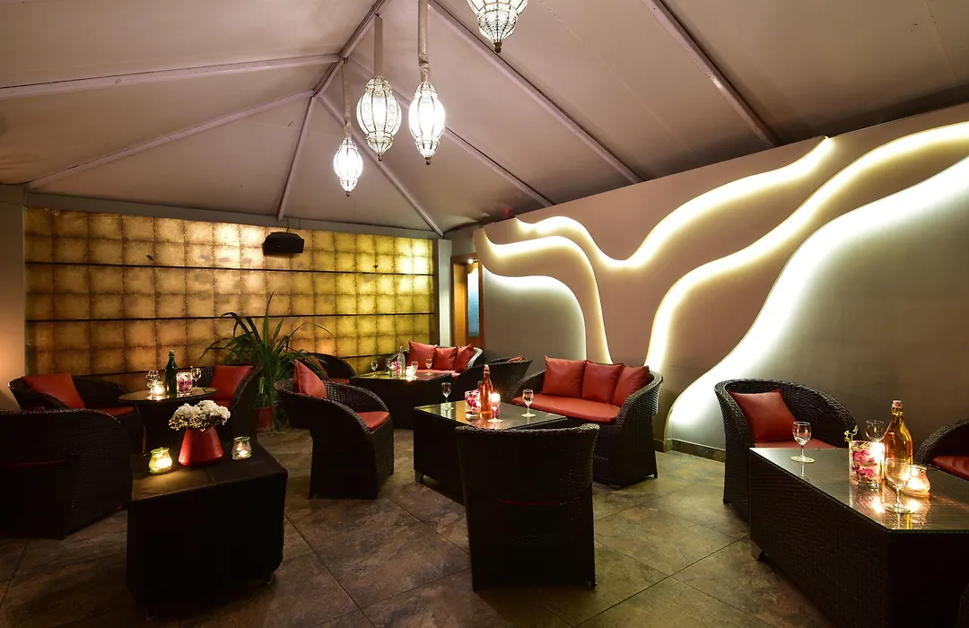Hotel Surya Plaza-1