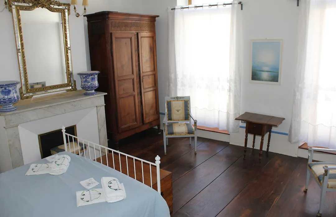 Chambres d'Hôtes L'Enclos des Jacobins-1