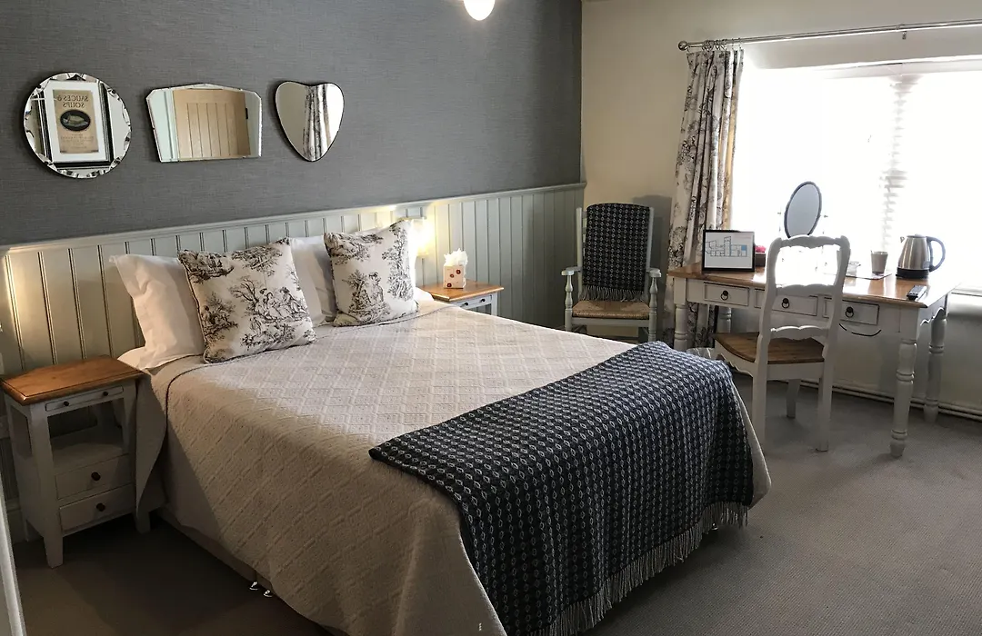 Higher Buck Inn-1