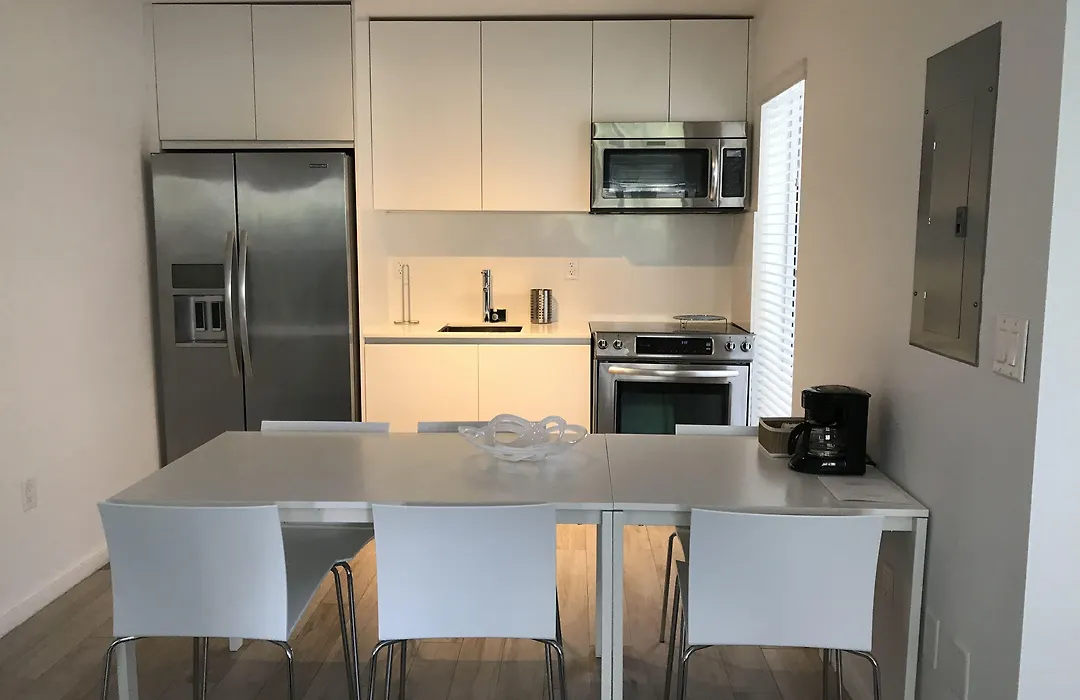 Beach Haus Key Biscayne Contemporary Apartments-1