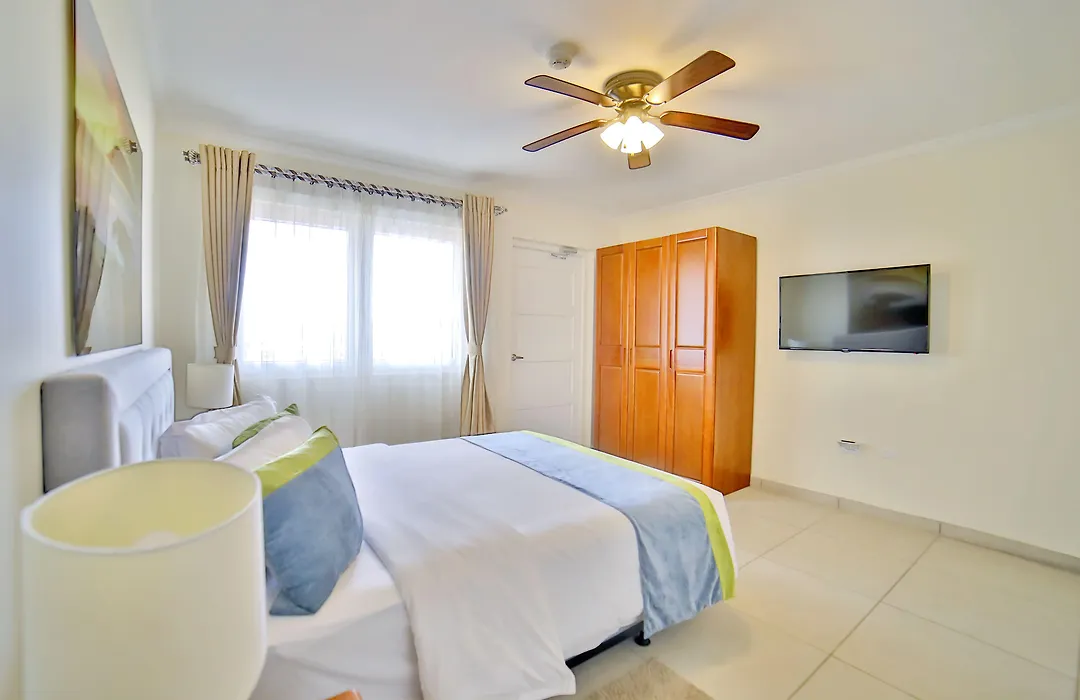Pearl Aruba Condos-1