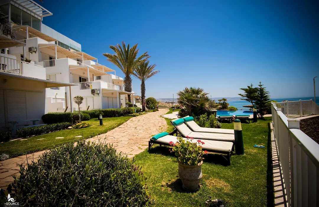 Appart-Hotel La Source-1