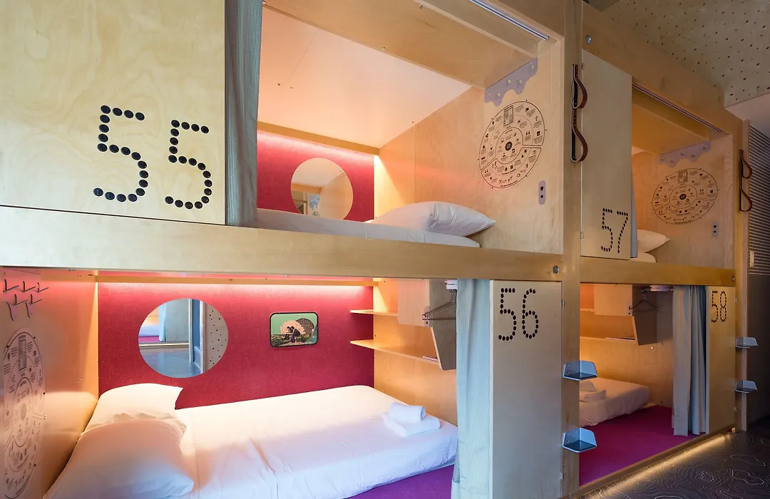 Pangea Pod Hotel (Adults Only)-1