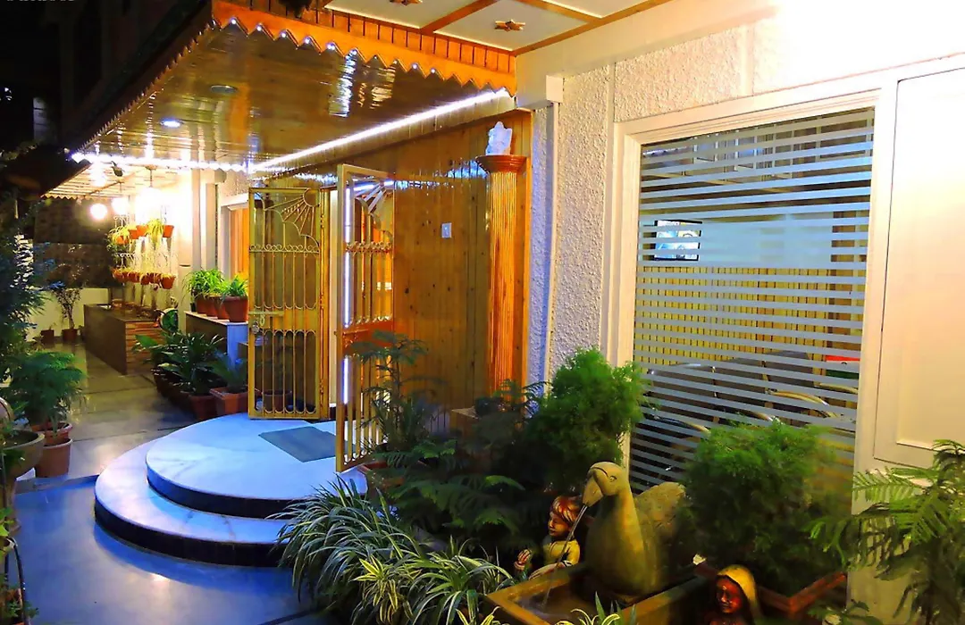 Hotel Chaman Palace-1