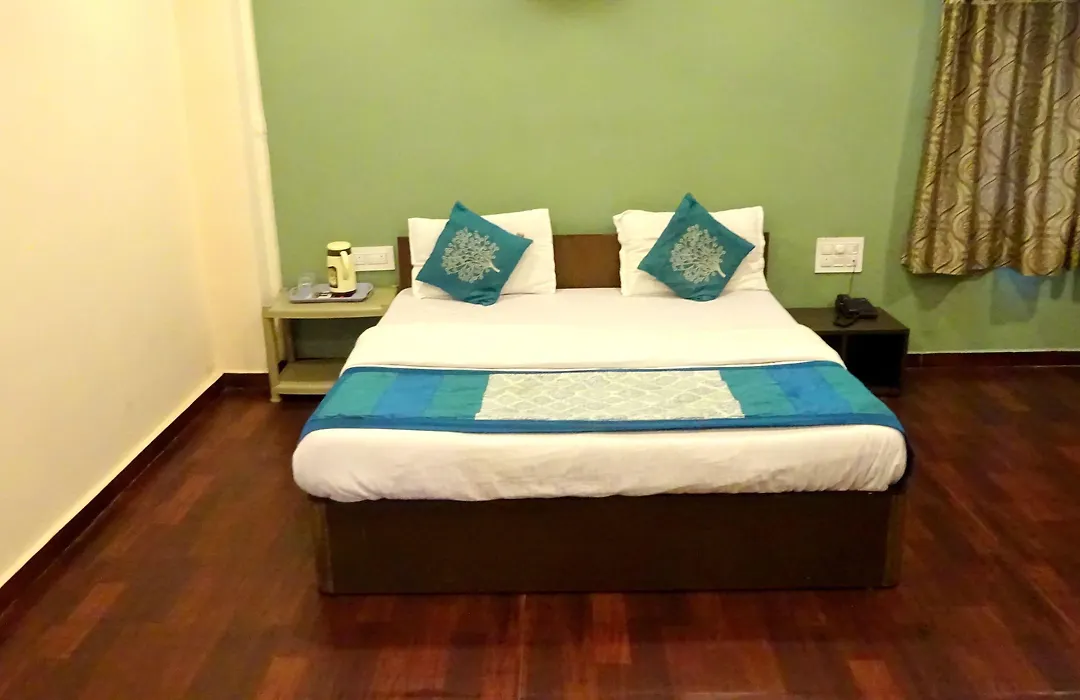 Hotel Blue Moon By Sky Stays-1