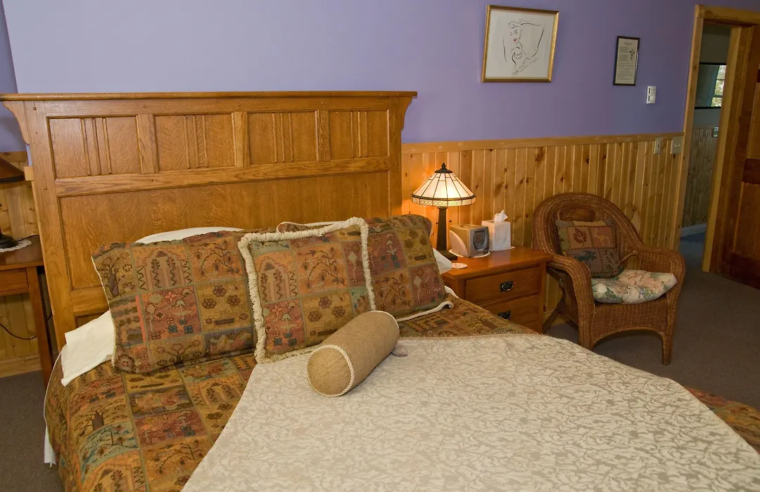 Poplar Creek Guesthouse-1