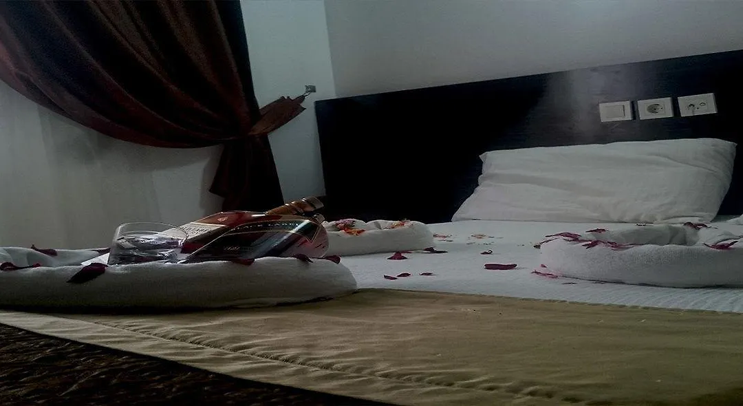 Lara Palace Hotel-1