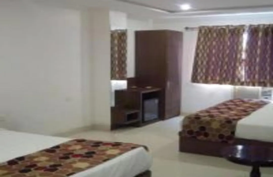 Hotel Delux Inn-1