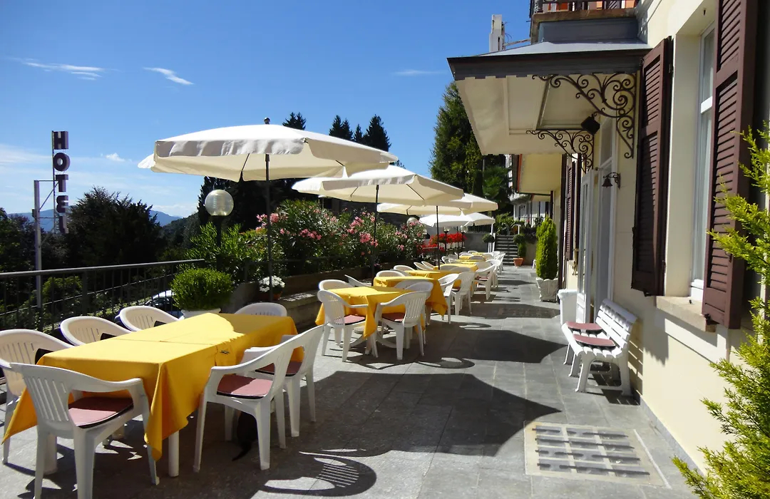 Hotel Villa Rosy-1