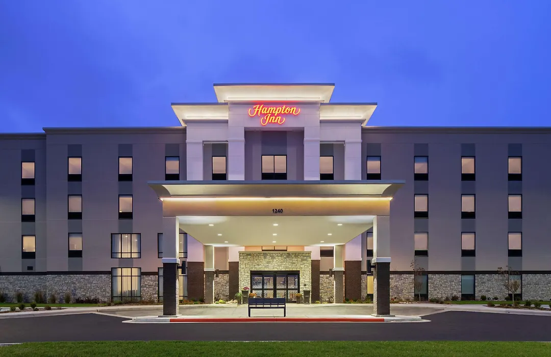 Hampton Inn Sikeston-1