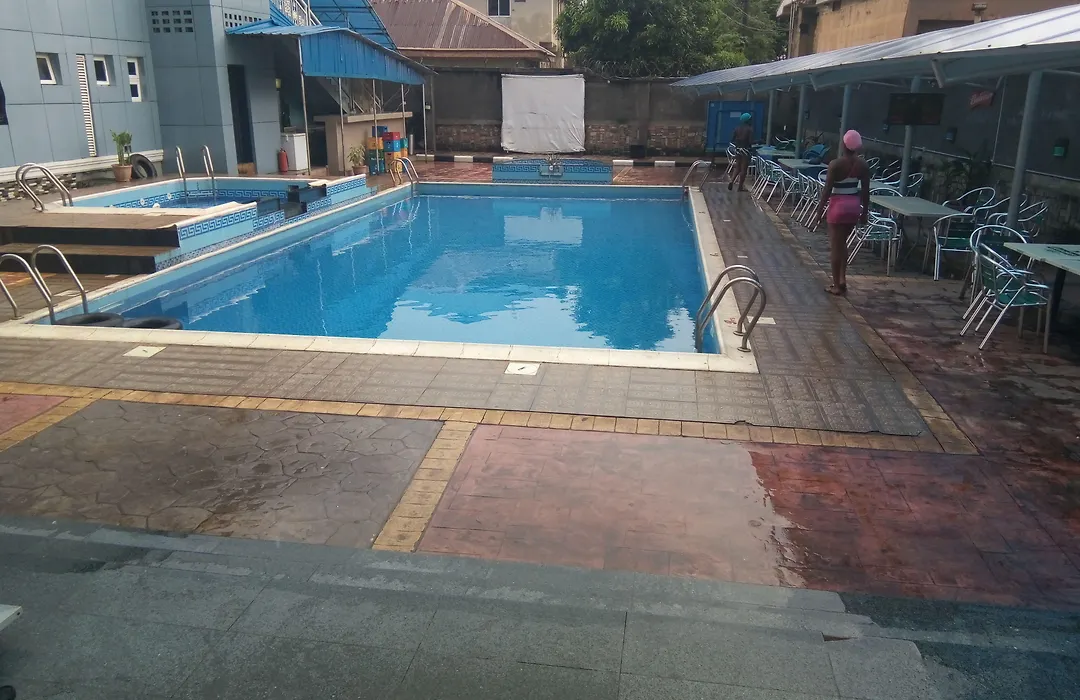Ozom Hotel-1