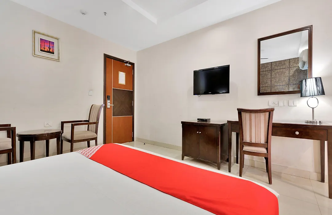 Oyo 12384 Hotel Serene Majestic-1
