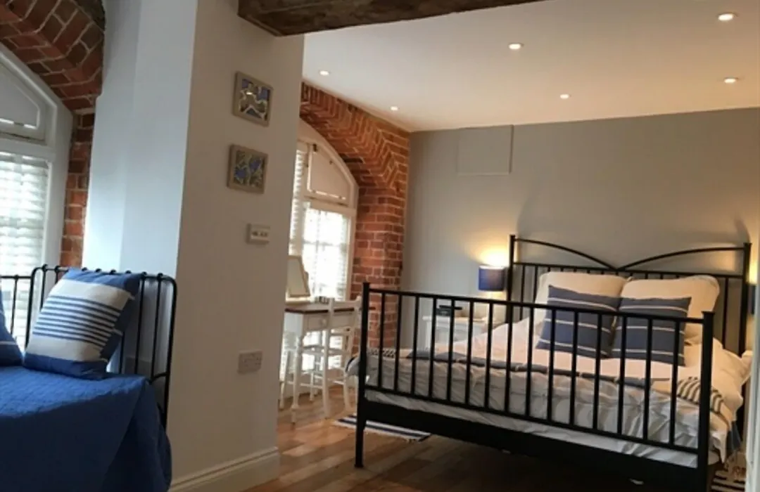 Stoneleigh Barn Bed And Breakfast-1