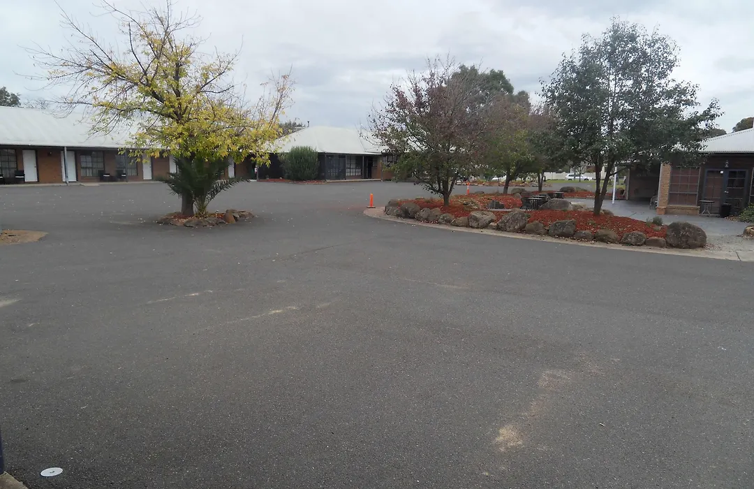 Swaggers Motor Inn-1