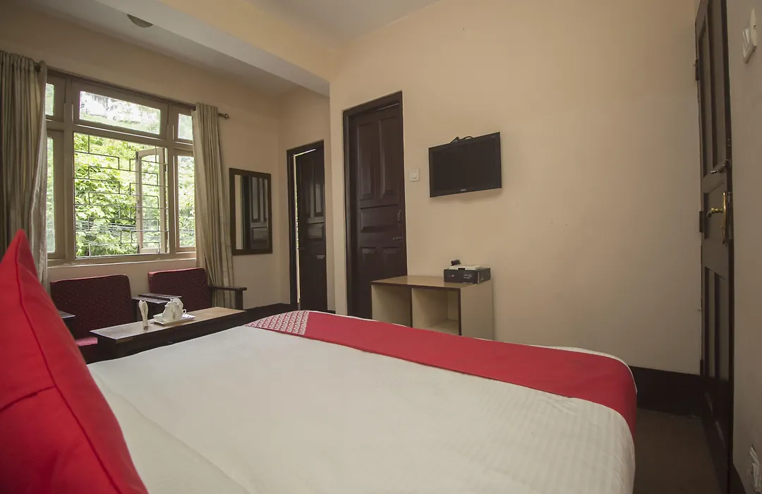Oyo 3476 Hotel White Mountain-1