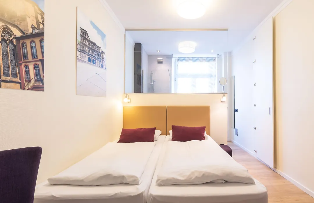 Hotel Porta Nigra-1