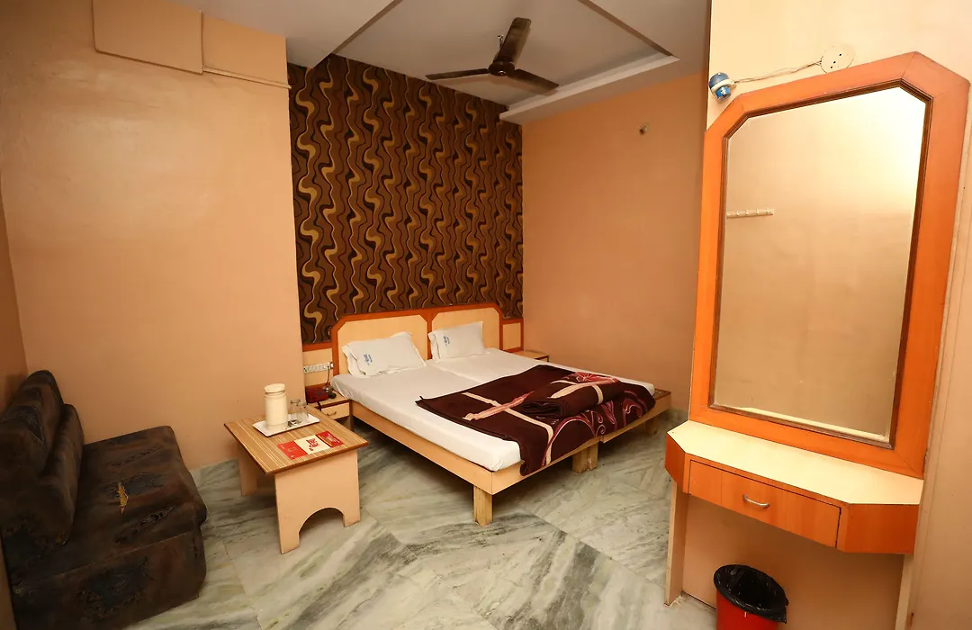Hotel Shikha Palace-1