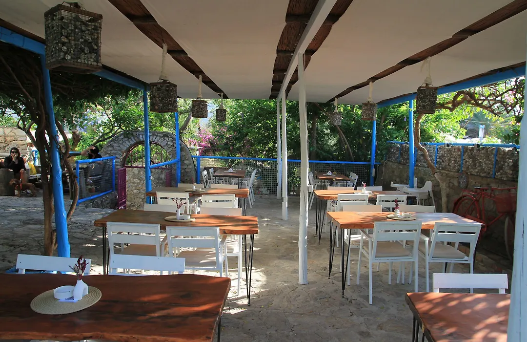 Eski Datca Pansiyon-1