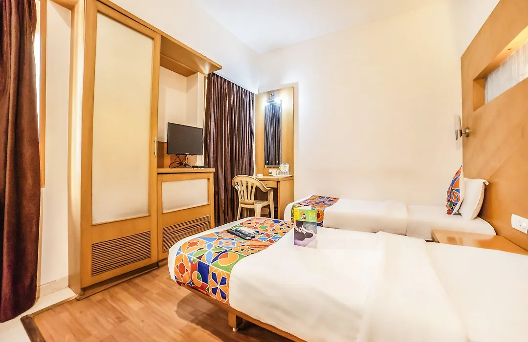 Rapid Lakme Executive Hotel-1