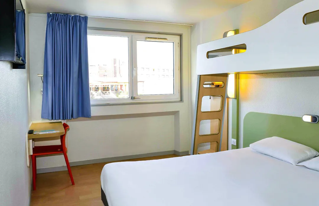 Ibis Budget Bordeaux Lac-1
