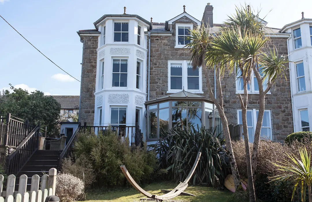 Headland House Luxury B&B-1