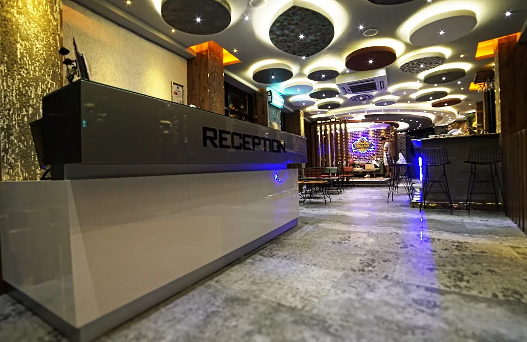 Corner Park Suite Hotel-1