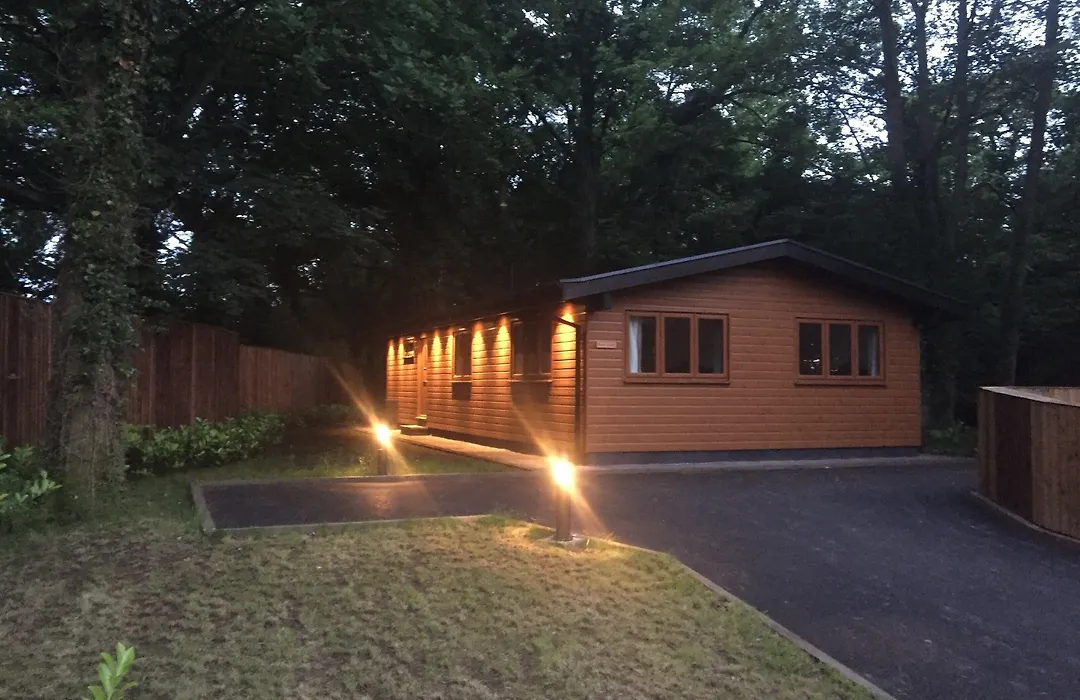 Shellow Lane Lodges-1