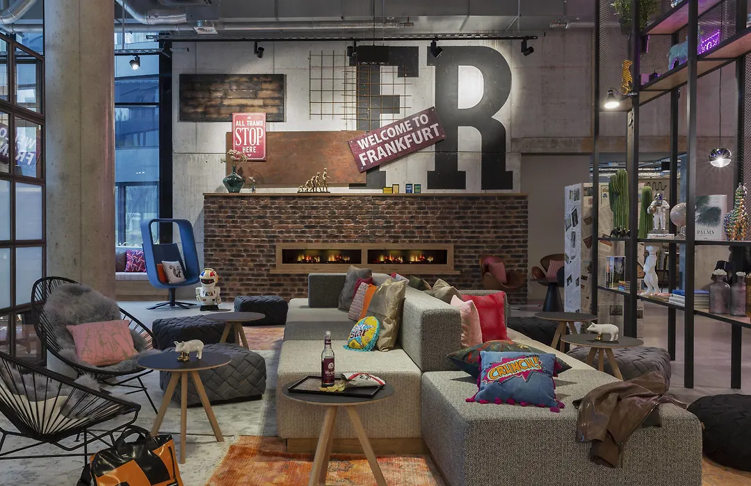Moxy Frankfurt City Center-1