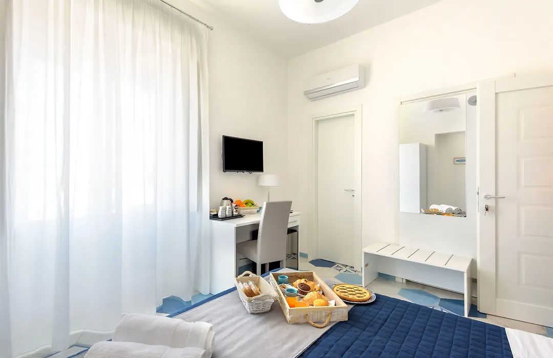 Caruso Suite-1