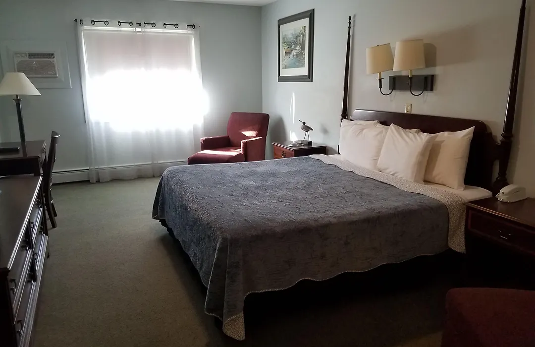 Vacationland Inn & Suites-1