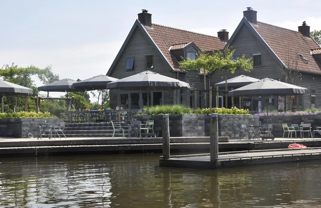 Hotel Marenland Winsum-1