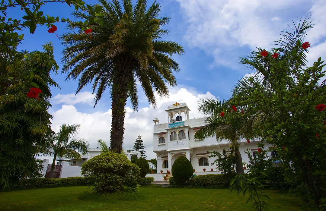 Narayan Niwas Resort-1