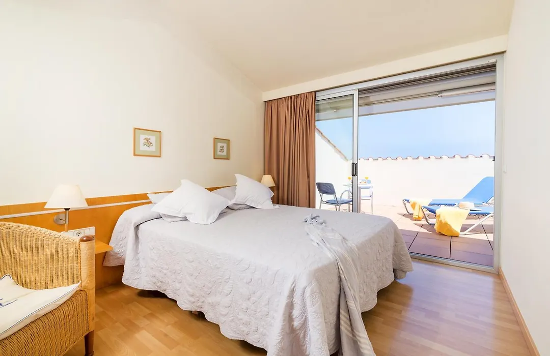 Hotel Ancora-1