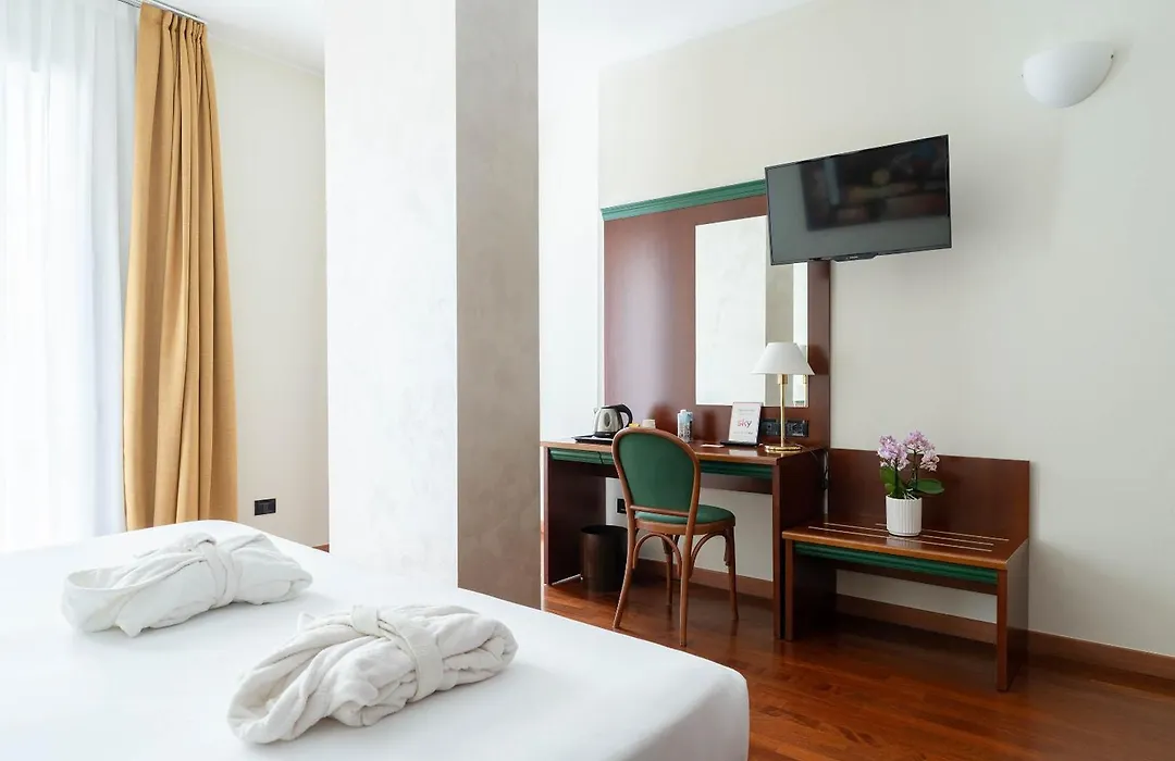 Hotel Raffaello-1