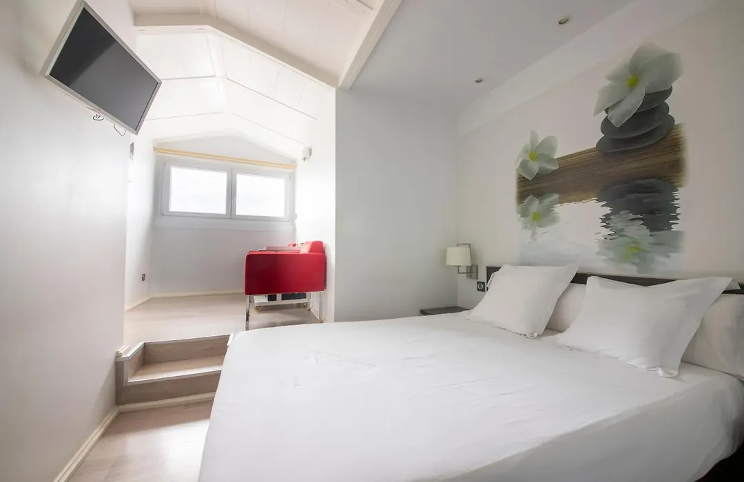Hotel Punta Monpas-1