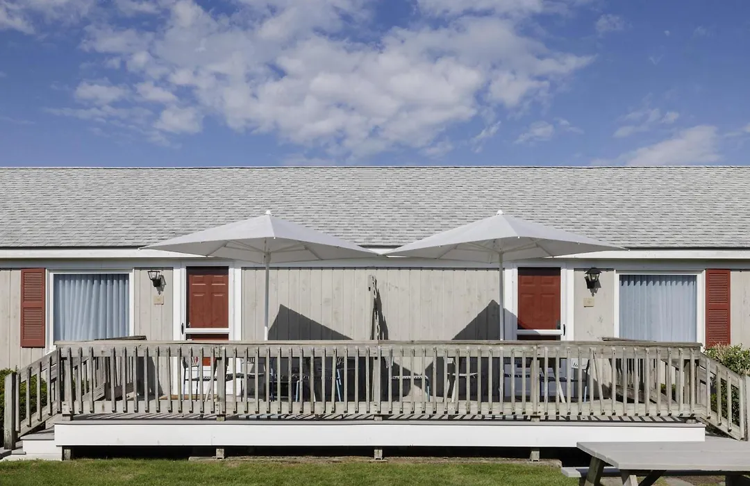 Red Jacket Beach Resort-1