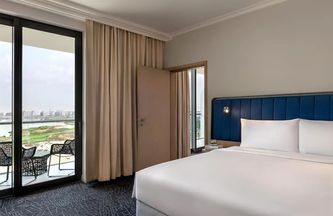 Yas Plaza Bay By Ihg-1