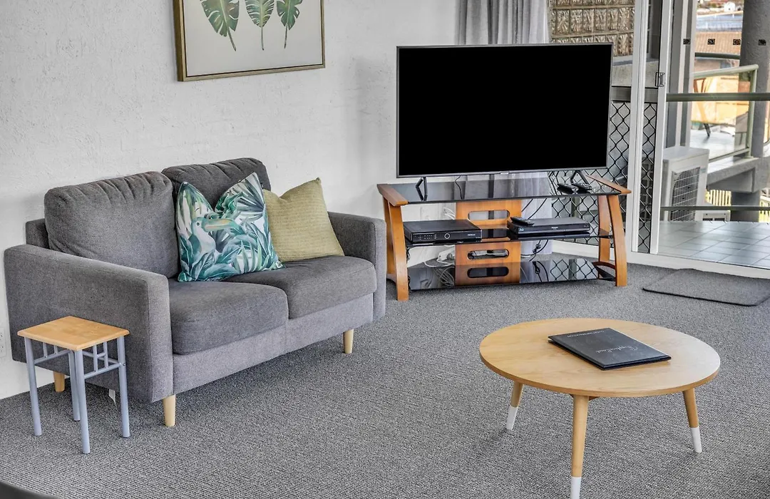 The Palms Apartments-1