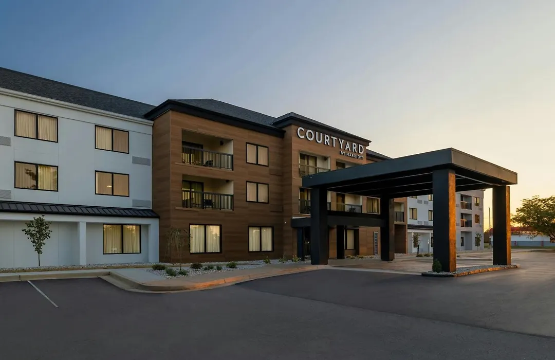 Courtyard By Marriott Kokomo-1