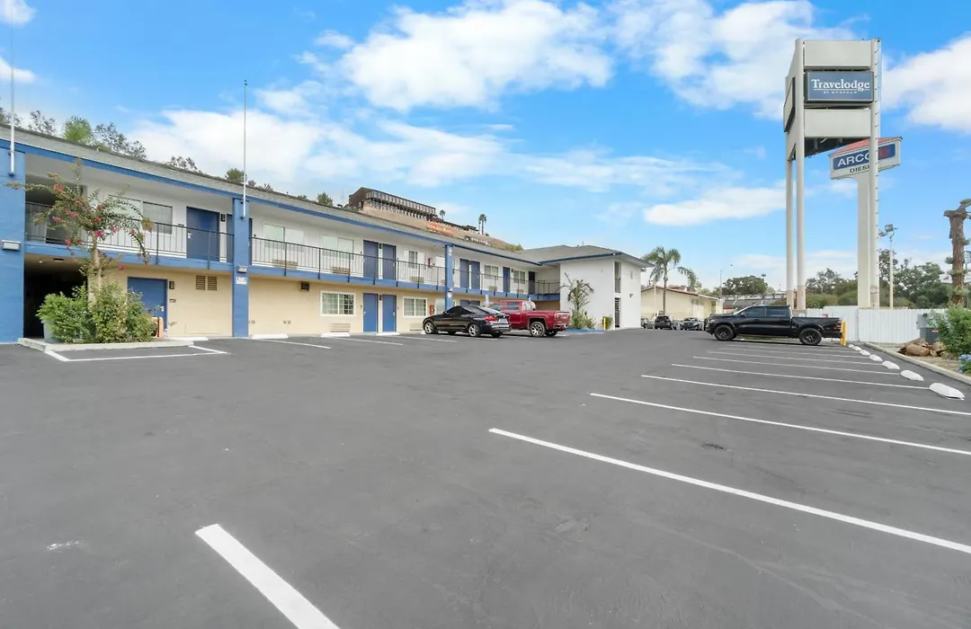 Travelodge By Wyndham Fairplex Pomona-1