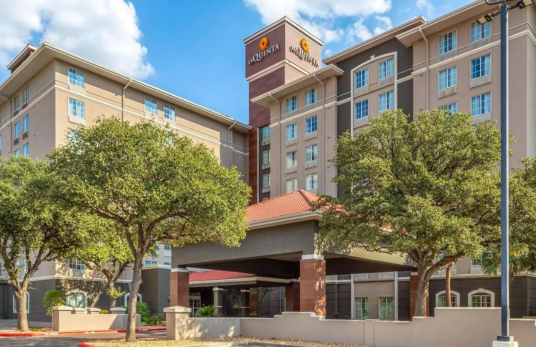 La Quinta By Wyndham San Antonio Airport-1