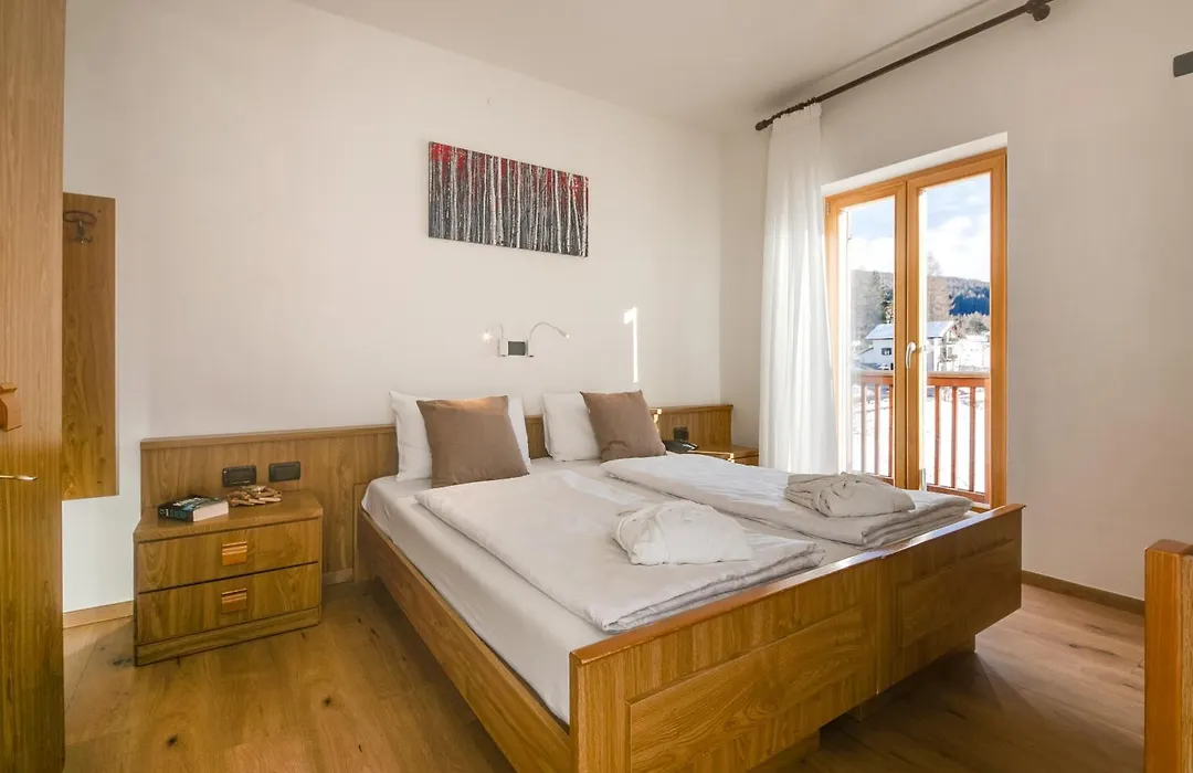 Phi Hotel Bellamonte-1