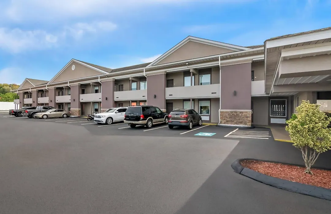 Quality Inn Waterbury East-1