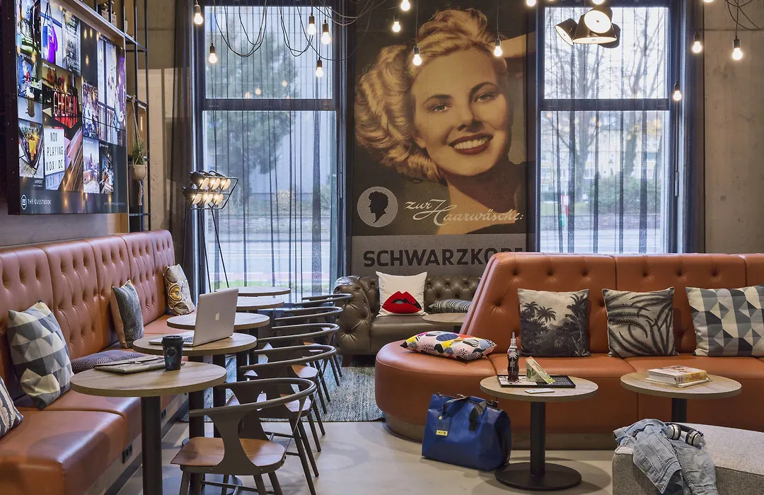 Moxy Duesseldorf South-1