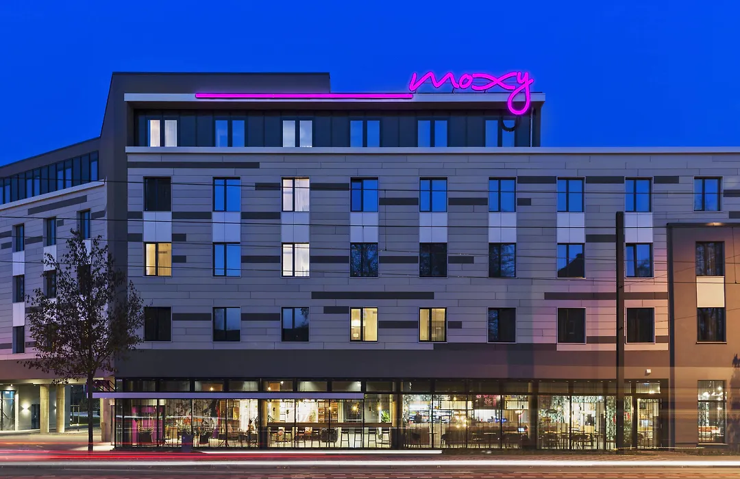 Moxy Duesseldorf South-1