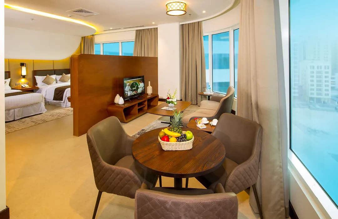Arch Hotel-1