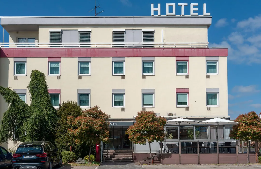 Gartenstadt Hotel-1