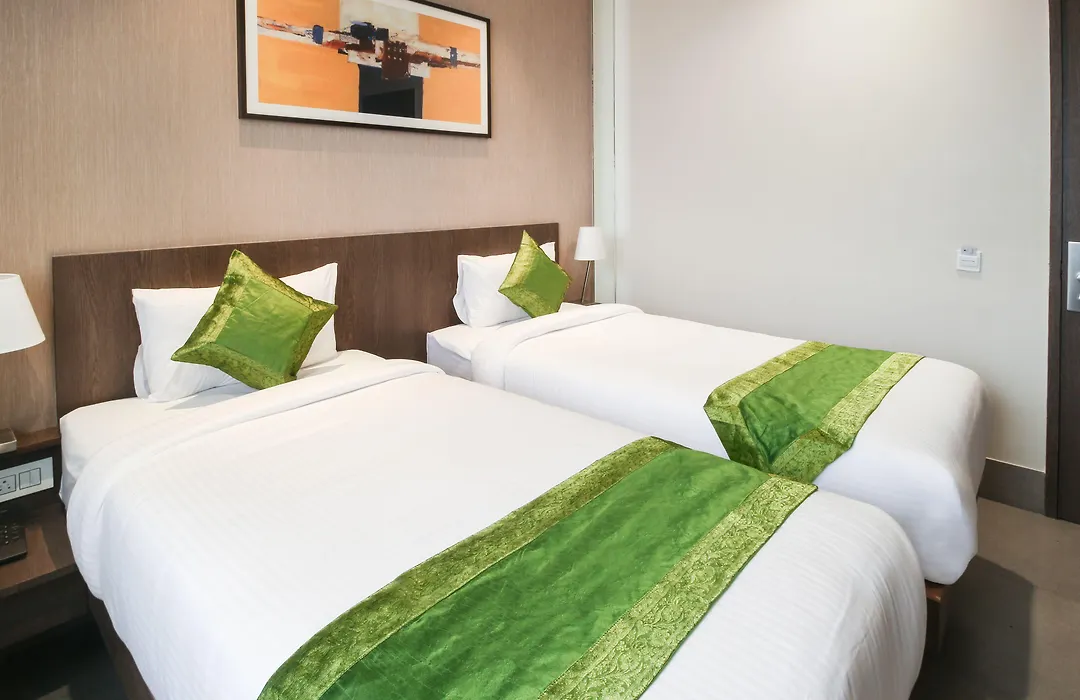 Treebo Elite Residency - 2 Kms From Railway Station-1