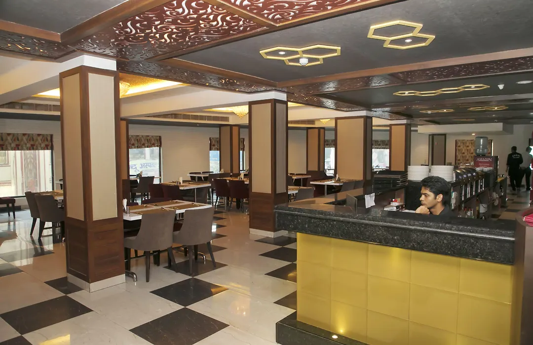 Hotel Ganges Grand - 600M From Kashi Vishwanath Temple-1